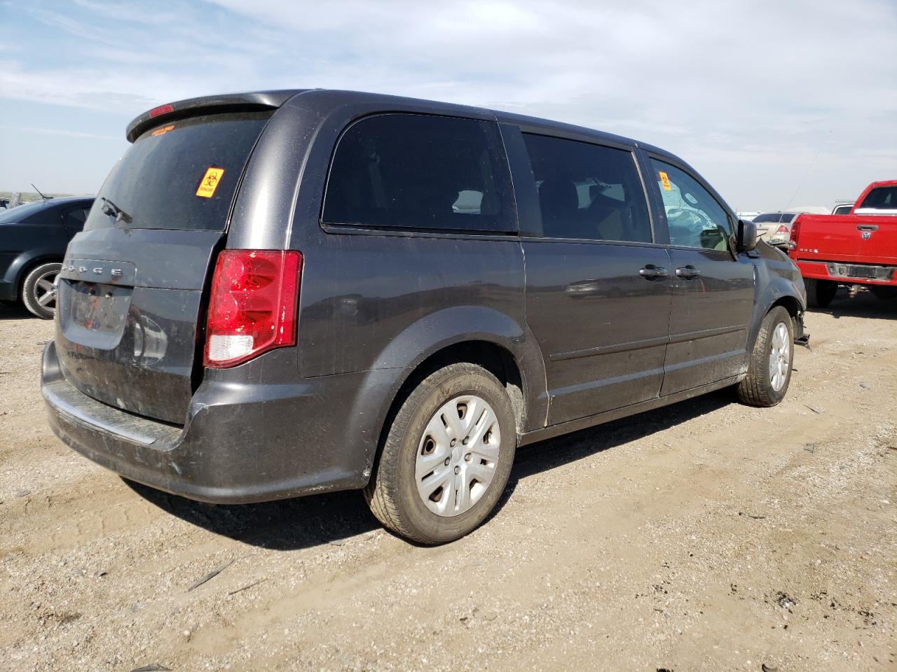 2015 Dodge Caravan VIN 2C4RDGBG2FR650137 Copart auction photo, all over damage thumbnail 3