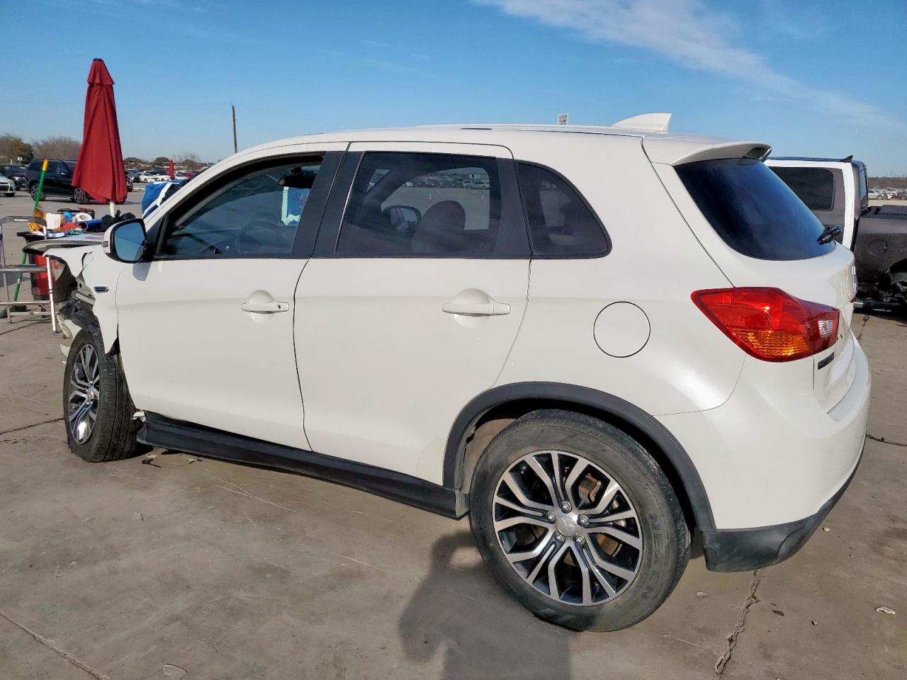 2017 Mitsubishi Outlander VIN JA4AP3AU2HZ008072 Copart auction photo, front end damage thumbnail 2