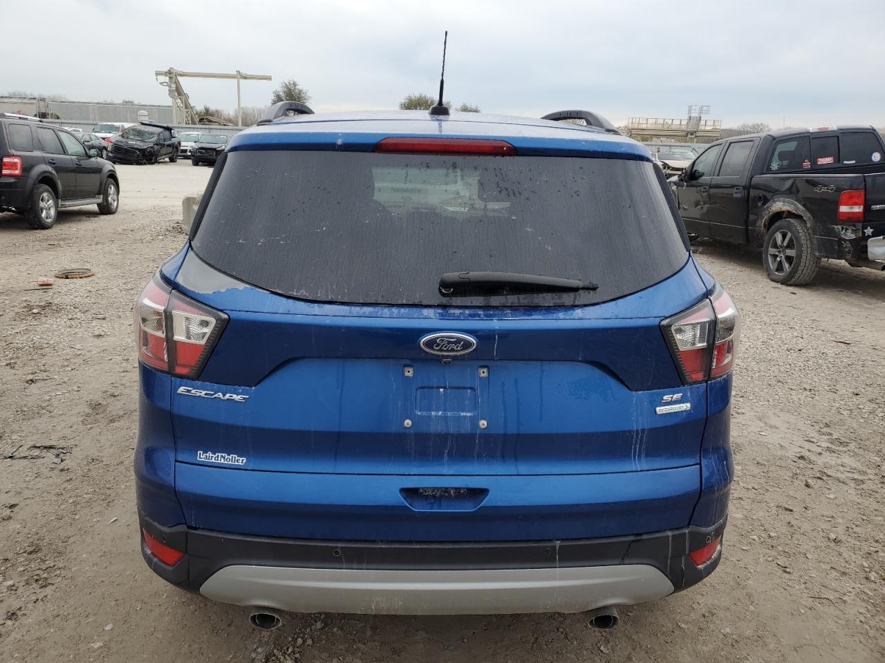 2017 Ford Escape VIN 1FMCU0GD9HUA38630 Copart auction photo, front end damage thumbnail 6