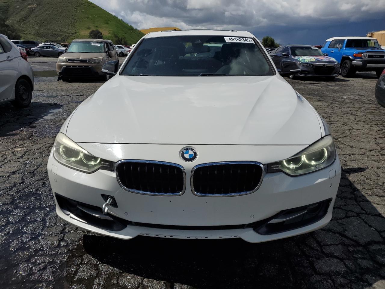 2014 BMW 3er VIN WBA3B3G55ENR84781 Copart auction photo, minor dent/scratches damage thumbnail 5