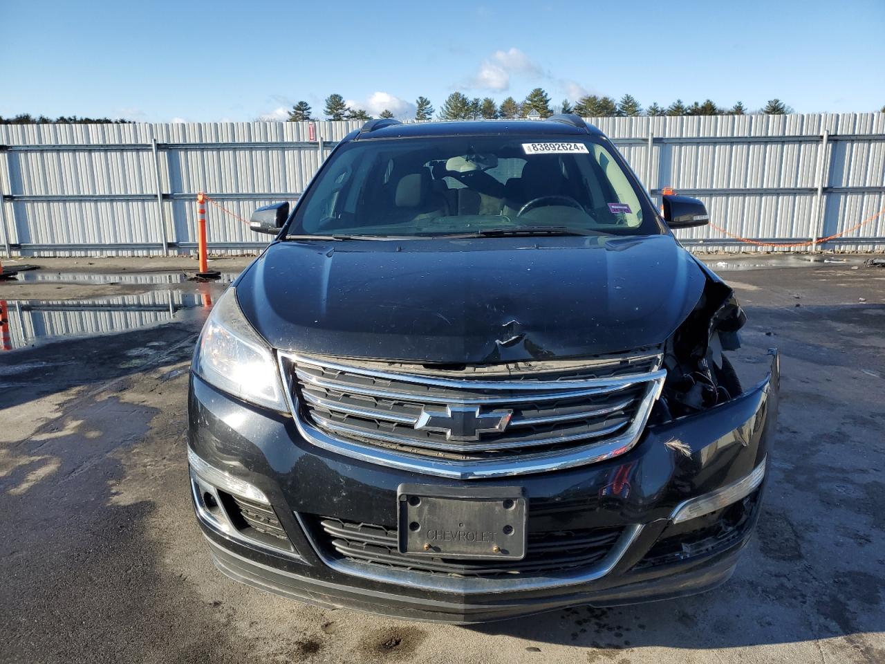 2017 Chevrolet Traverse VIN 1GNKVGKD1HJ244997 Copart auction photo, front end damage thumbnail 5