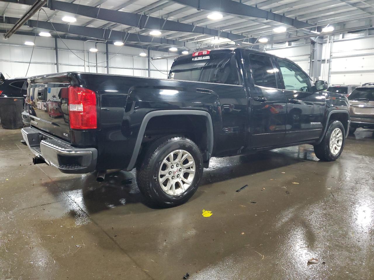 2017 GMC Sierra VIN 1GTV2MEC0HZ387182 Copart auction photo, front end / side damage thumbnail 3