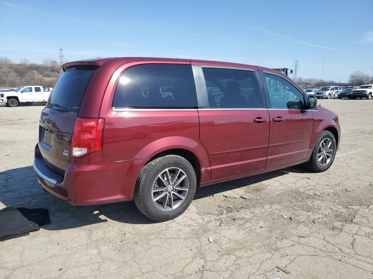 2017 Dodge Caravan VIN 2C4RDGCG3HR865463 Copart auction photo, mechanical / minor dent/scratches damage thumbnail 3