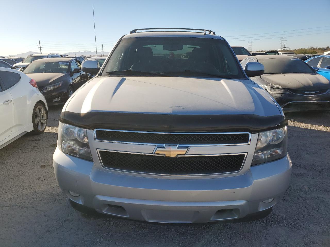 2011 Chevrolet Avalanche VIN 3GNTKFE36BG163142 Copart auction photo, mechanical damage thumbnail 5