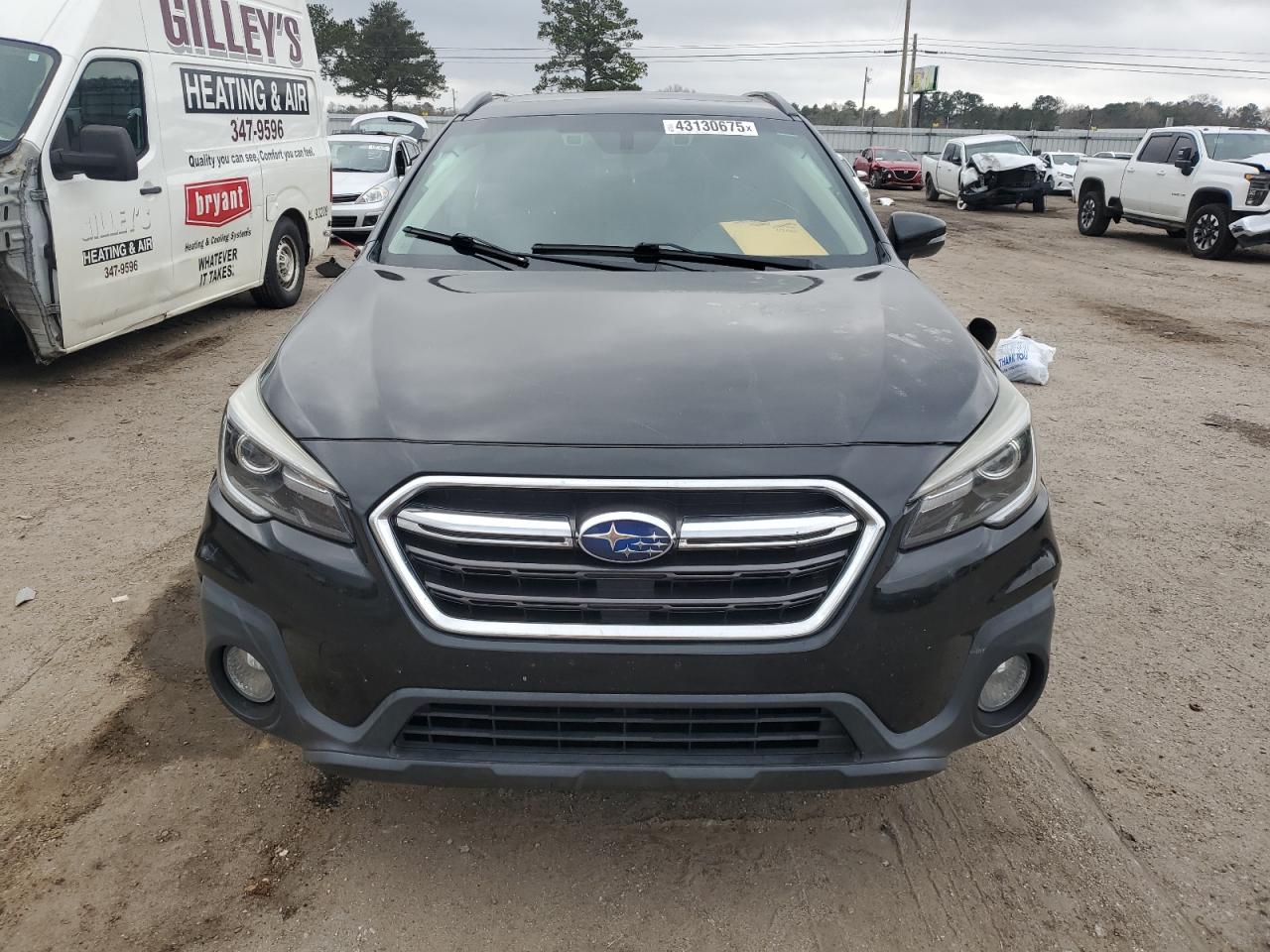 2018 Subaru Outback VIN 4S4BSETC4J3217536 Copart auction photo, side / front end damage thumbnail 5