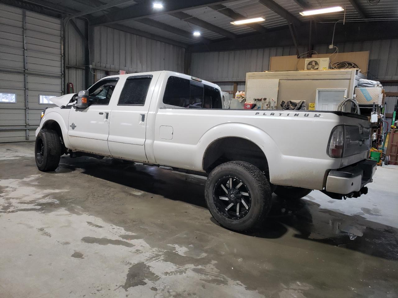 2015 Ford F350 VIN 1FT8W3BT4FEA33010 Copart auction photo, all over damage thumbnail 2