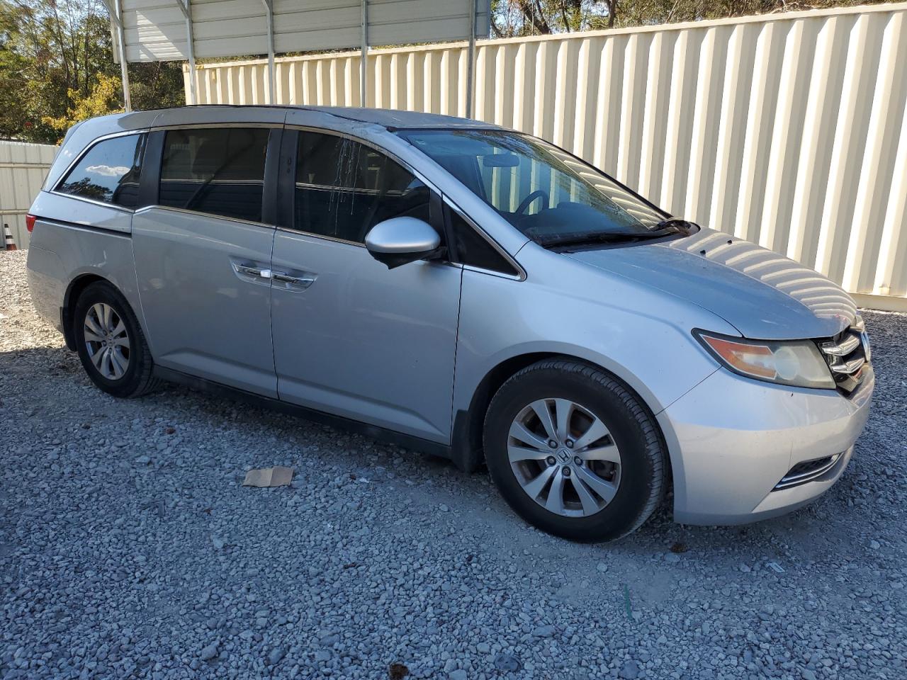 2015 Honda Odyssey VIN 5FNRL5H40FB037076 Copart auction photo, water/flood / top/roof damage thumbnail 4