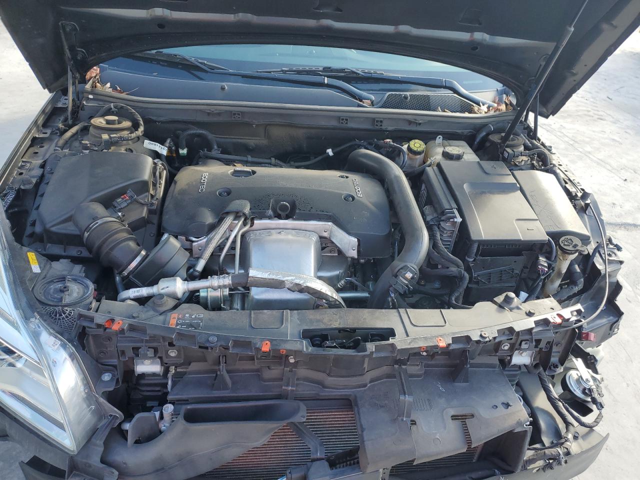 2016 Buick Regal VIN 2G4GU5GX4G9116056 Copart auction photo, front end / side damage thumbnail 11