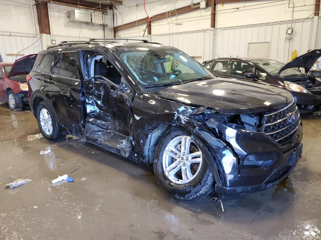 2022 Ford Explorer VIN 1FMSK8DH8NGA62726 Copart auction photo, side / front end damage thumbnail 4