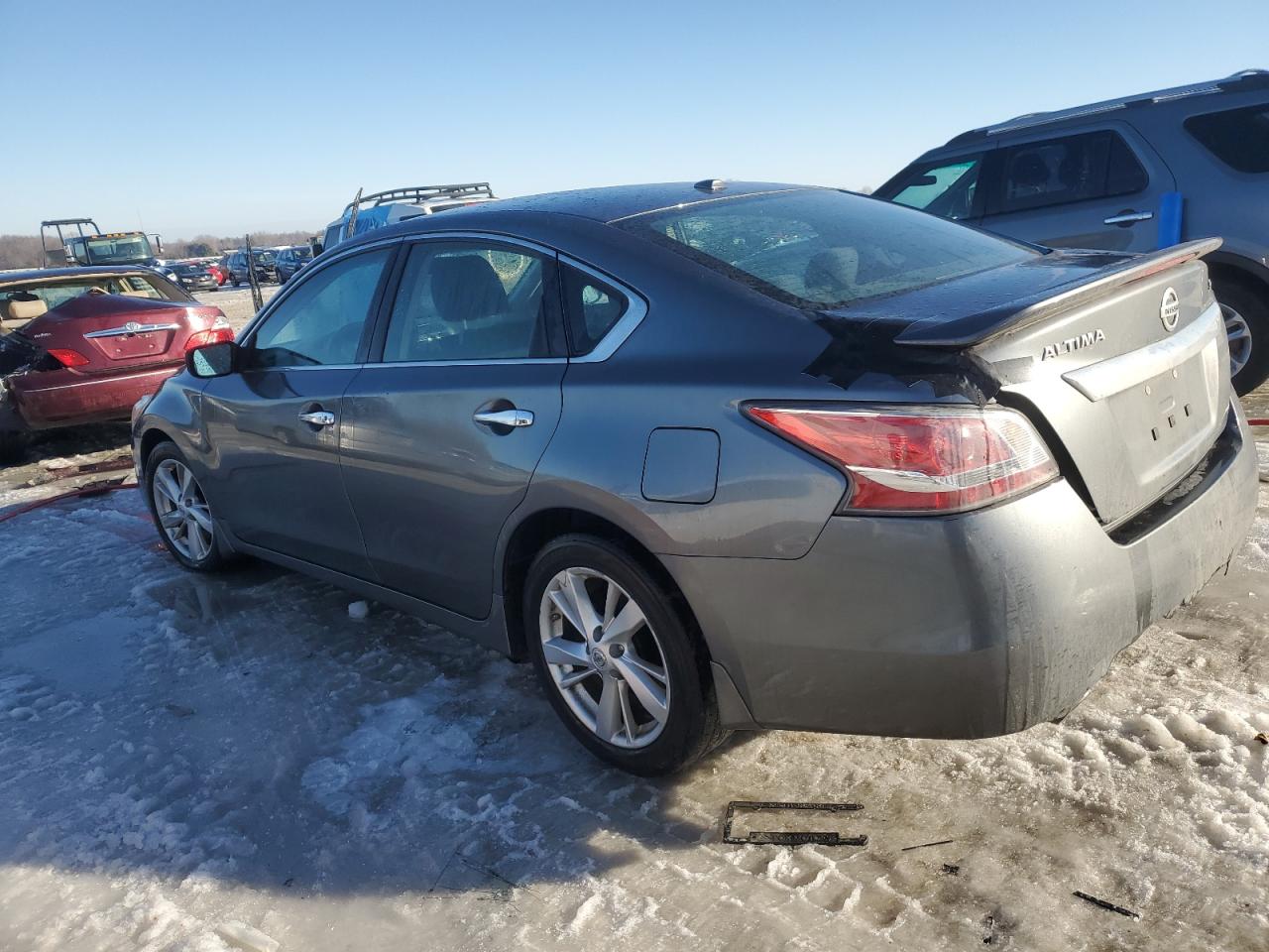 2015 Nissan Altima VIN 1N4AL3AP0FC161065 Copart auction photo, rear end damage thumbnail 2