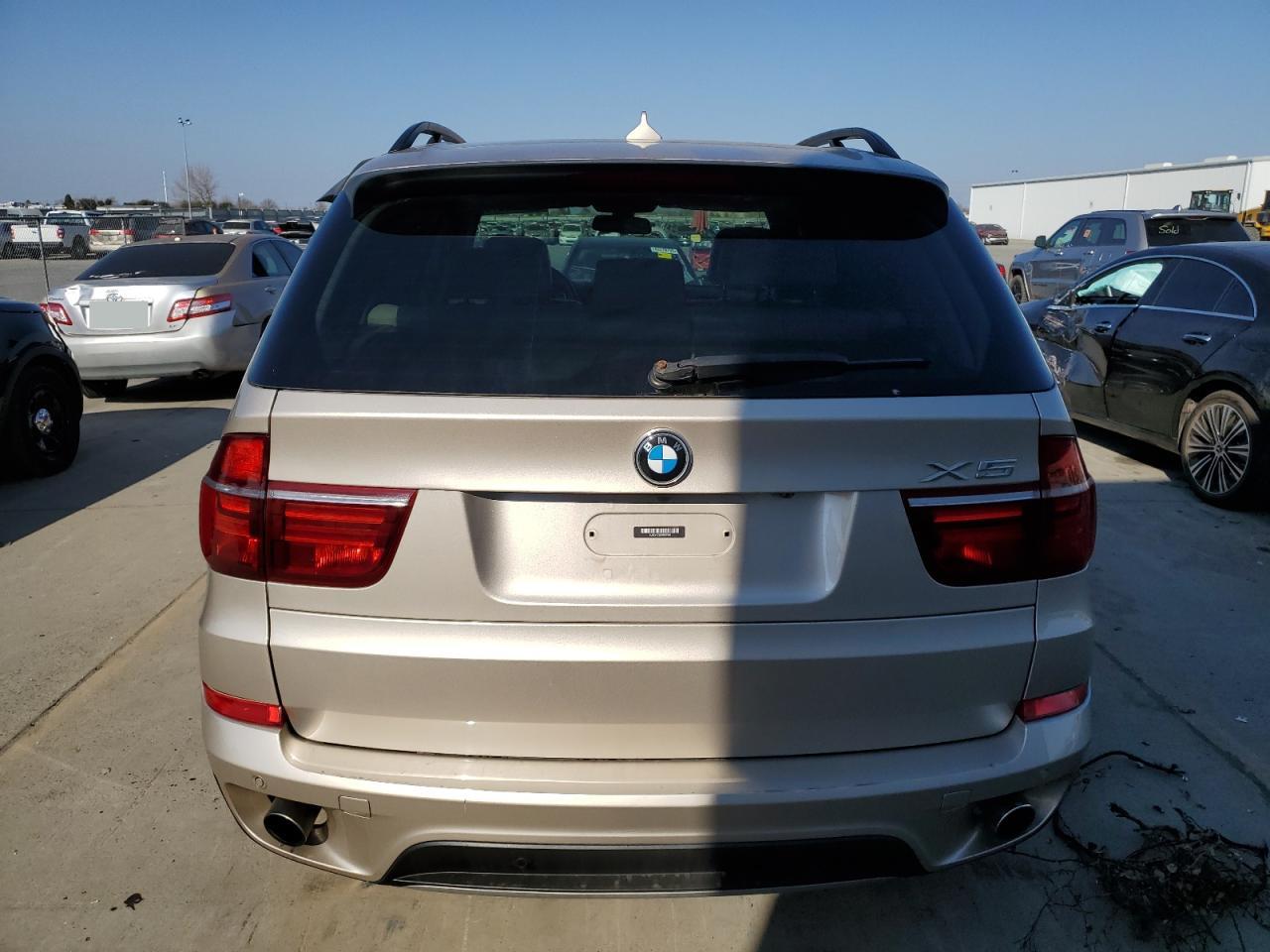 2013 BMW X5 VIN 5UXZV4C56D0E02961 Copart auction photo, rear end / front end damage thumbnail 6