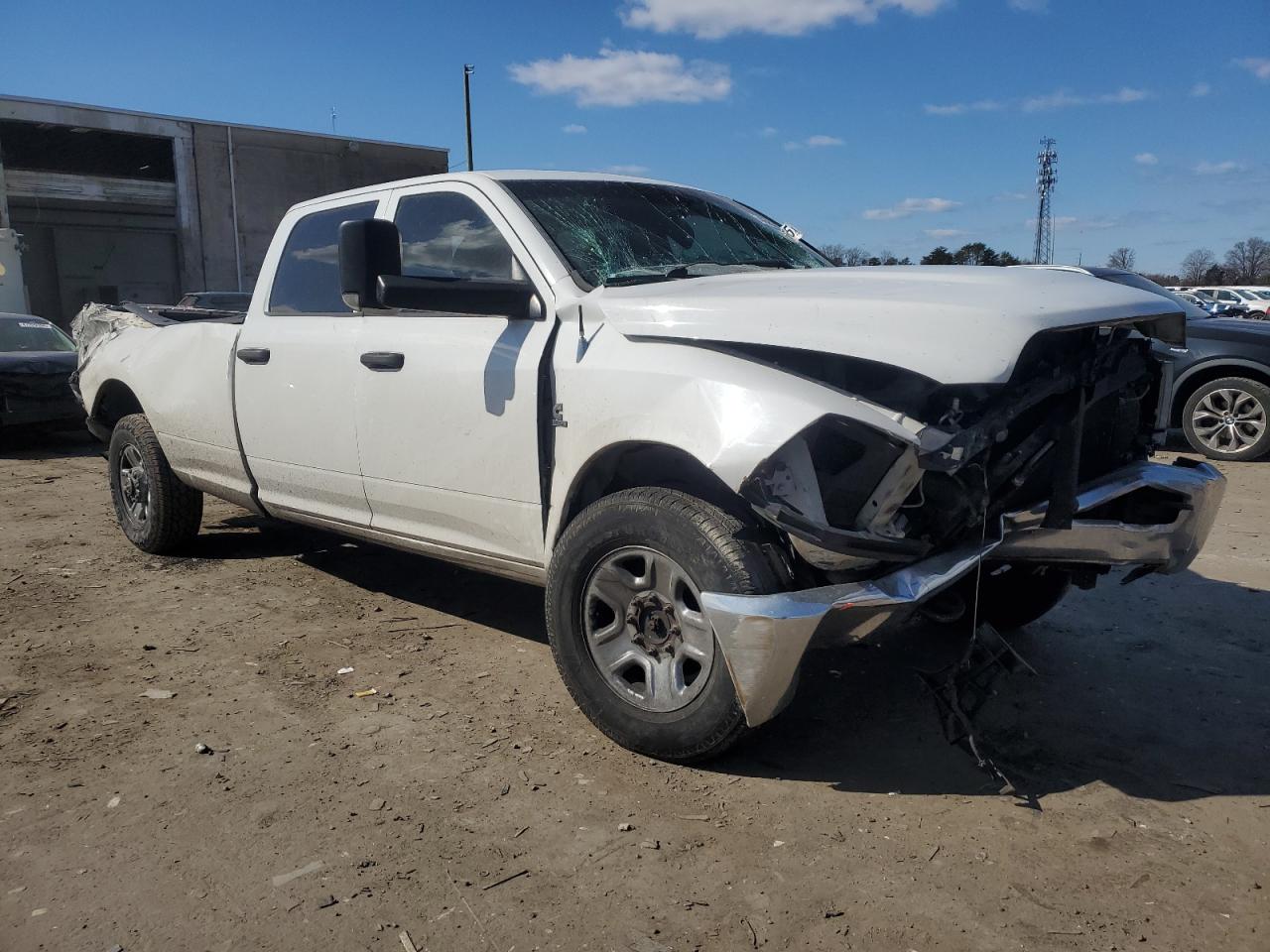 2012 Dodge RAM VIN 3C6UD5HLXCG309662 Copart auction photo, front end / rear end damage thumbnail 4