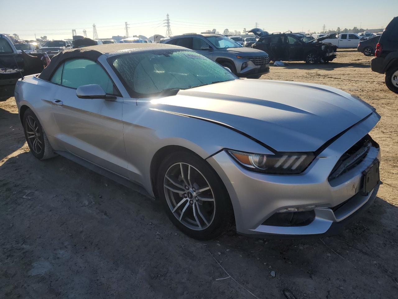 2016 Ford Mustang VIN 1FATP8UH8G5299408 Copart auction photo, front end damage thumbnail 4