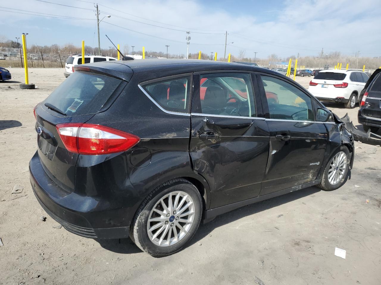 2015 Ford C-MAX VIN 1FADP5BUXFL111274 Copart auction photo, side / front end damage thumbnail 3