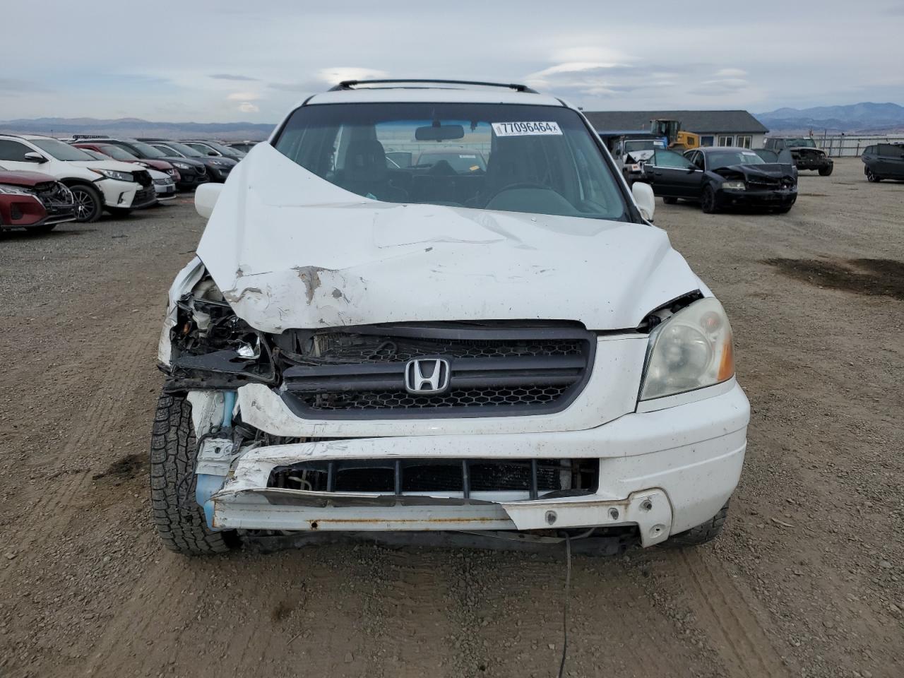 2004 Honda Pilot VIN 2HKYF18504H546068 Copart auction photo, front end / rear end damage thumbnail 5