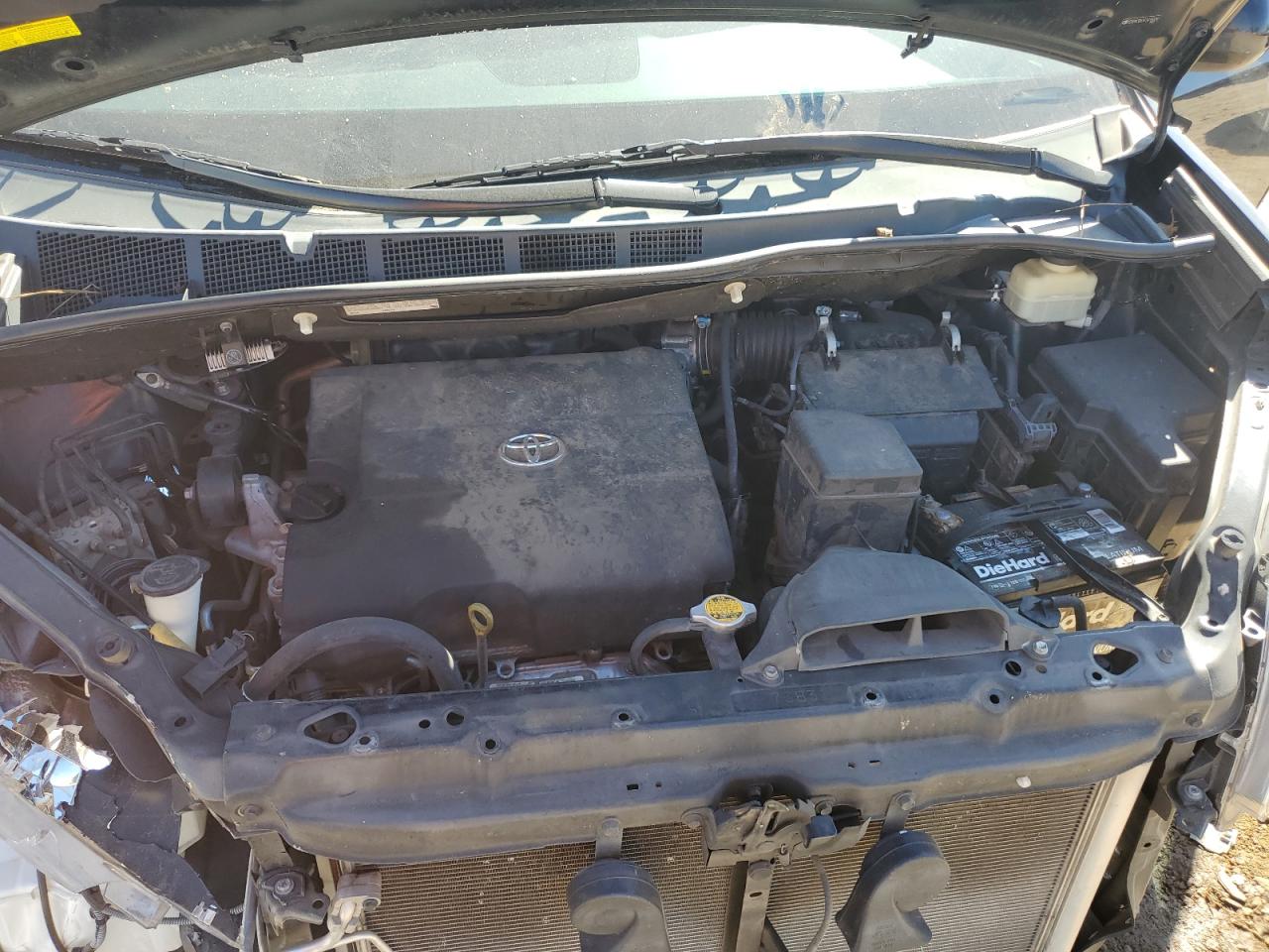 2015 Toyota Sienna VIN 5TDYK3DC4FS615076 Copart auction photo, front end damage thumbnail 12