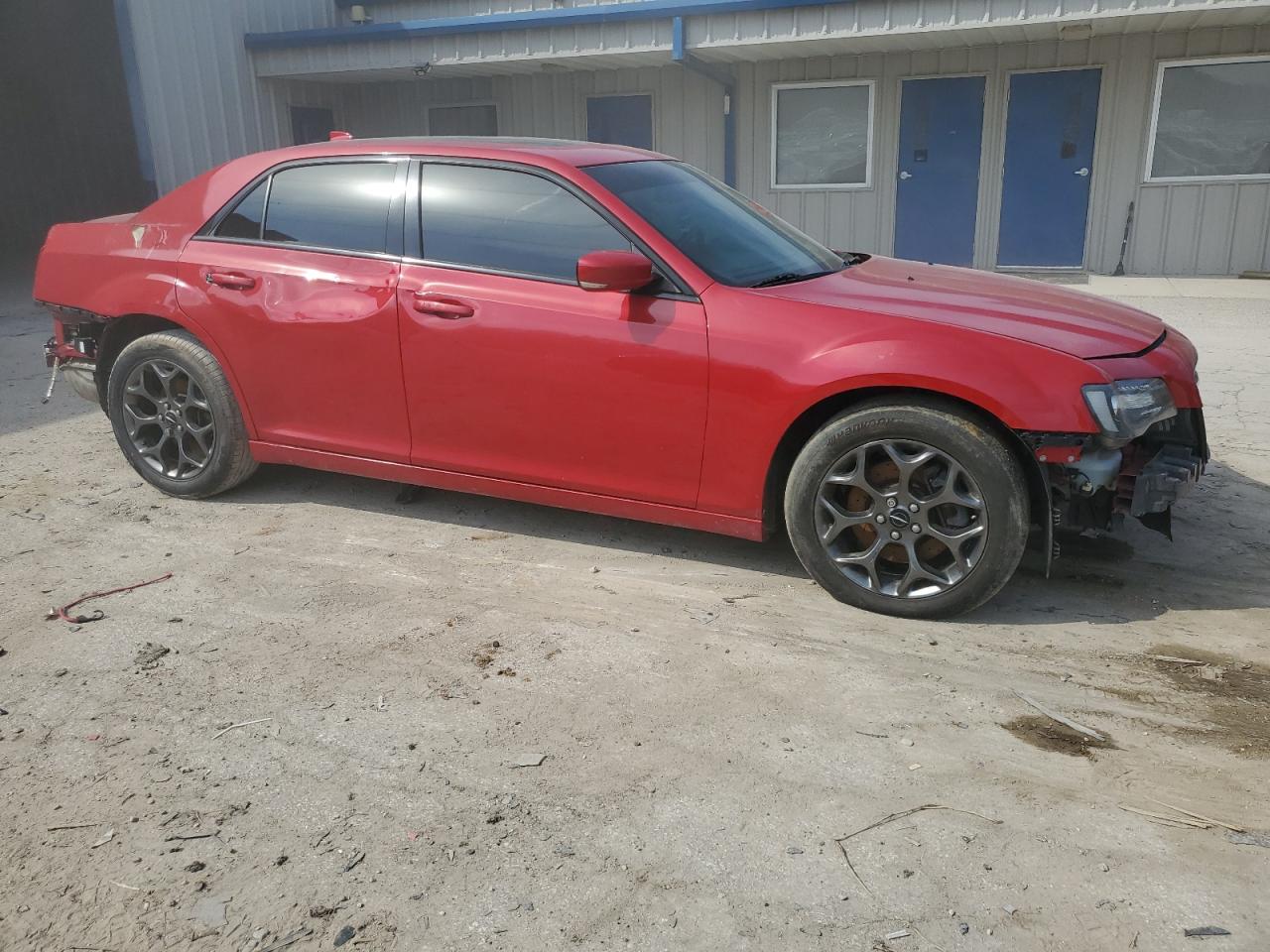 2015 Chrysler 300 VIN 2C3CCAGG3FH905404 Copart auction photo, rollover damage thumbnail 4