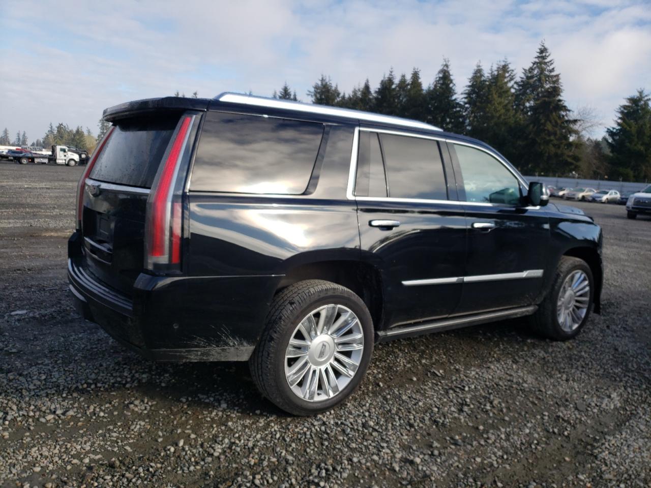 2017 Cadillac Escalade VIN 1GYS4DKJ0HR271118 Copart auction photo, front end damage thumbnail 3