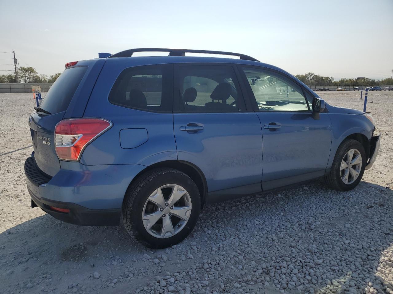 2016 Subaru Forester VIN JF2SJADC1GH470258 Copart auction photo, front end damage thumbnail 3