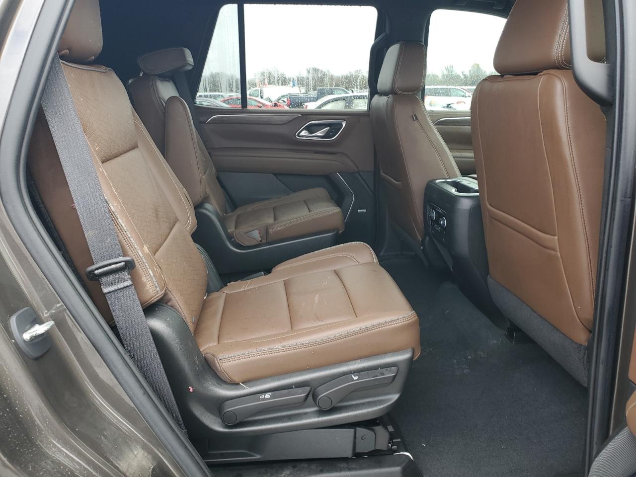 2021 Chevrolet Tahoe VIN 1GNSKTKL6MR149663 Copart auction photo, water/flood damage thumbnail 10