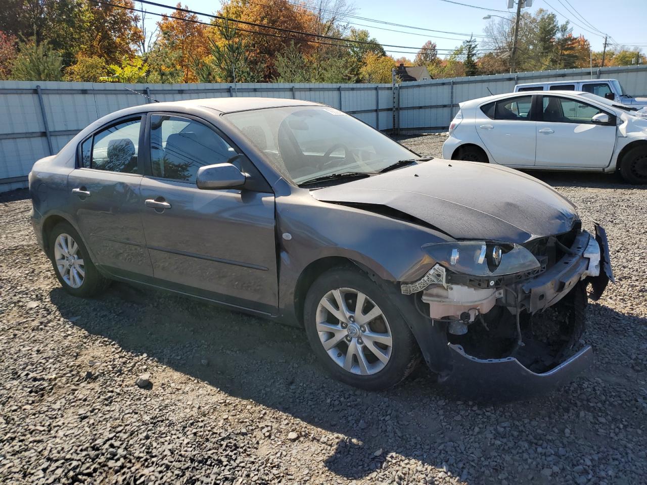 2007 Mazda 3 VIN JM1BK32G471618666 Copart auction photo, front end / side damage thumbnail 4