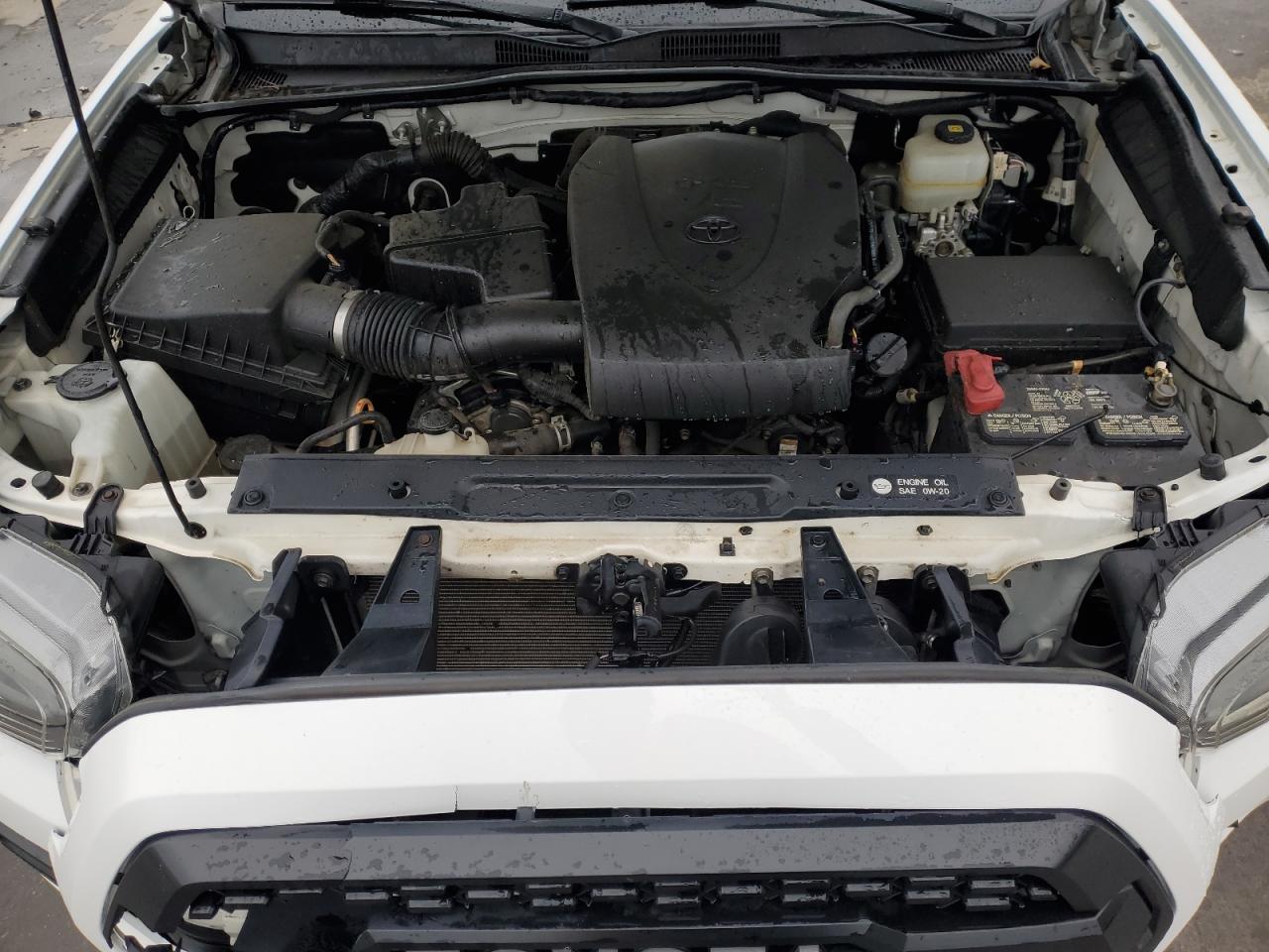 2018 Toyota Tacoma VIN 5TFCZ5AN5JX155369 Copart auction photo, front end / rear end damage thumbnail 11