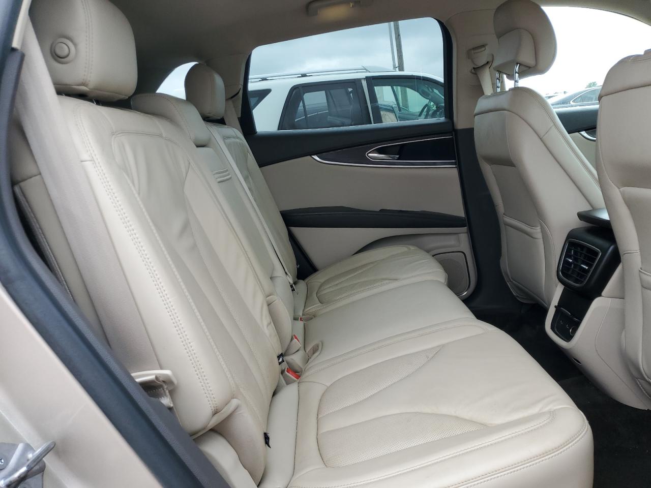 2017 Lincoln MKX VIN 2LMPJ6KR9HBL10765 Copart auction photo, side damage thumbnail 10