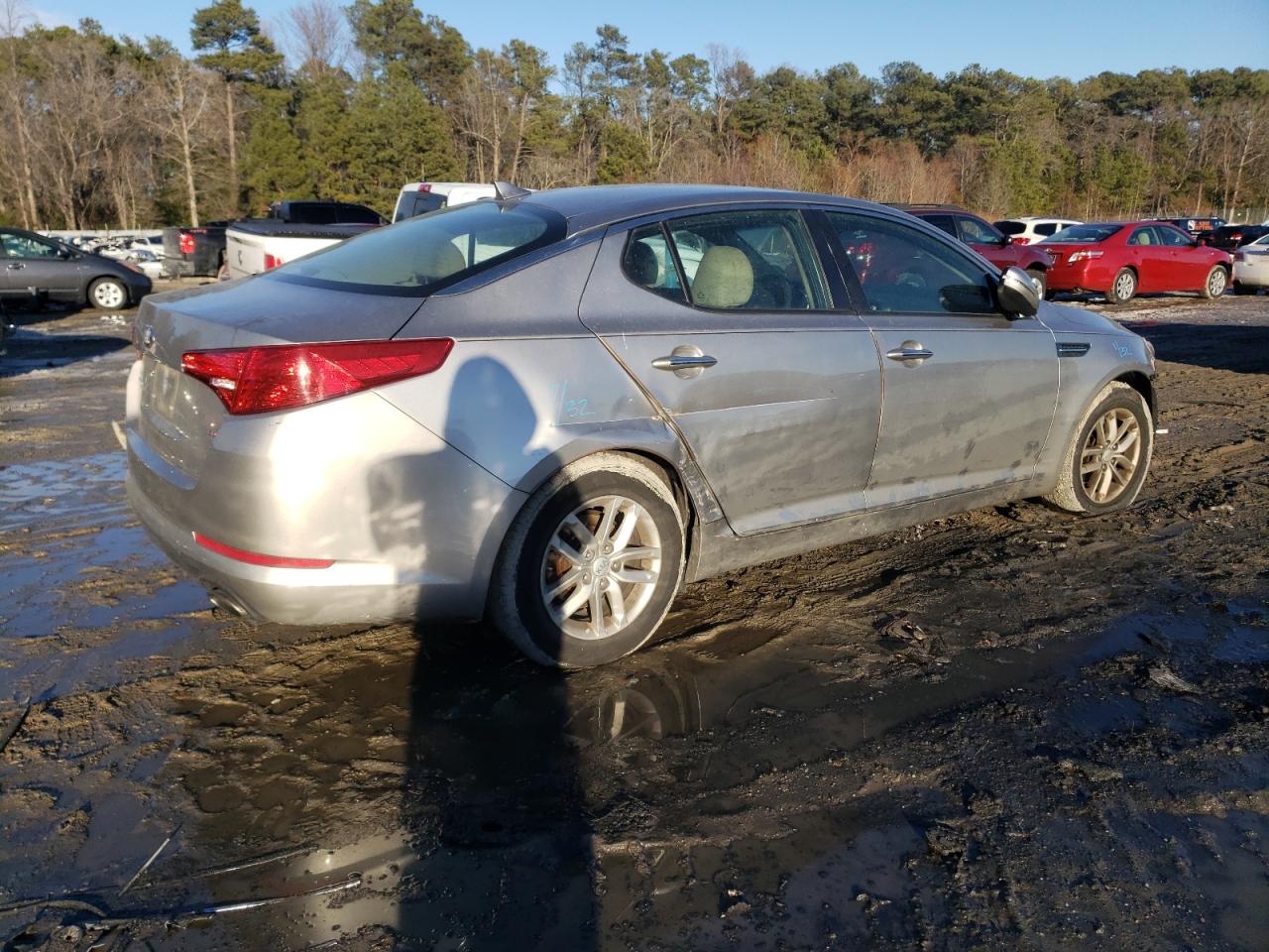 2013 KIA Optima VIN 5XXGM4A77DG189918 Copart auction photo, all over damage thumbnail 3