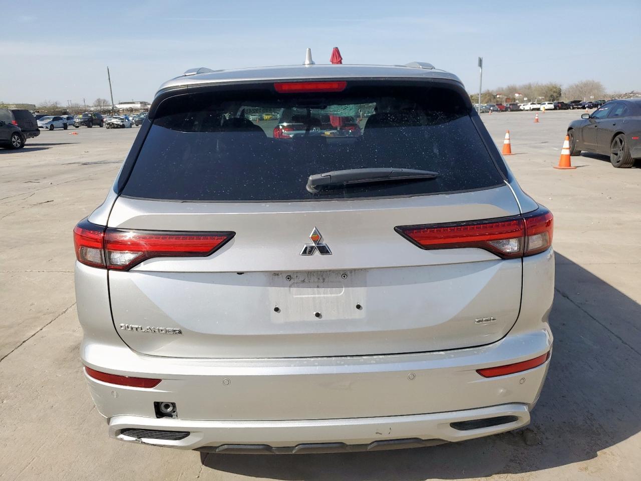 2023 Mitsubishi Outlander VIN JA4J3VA81PZ053772 Copart auction photo, rollover damage thumbnail 6