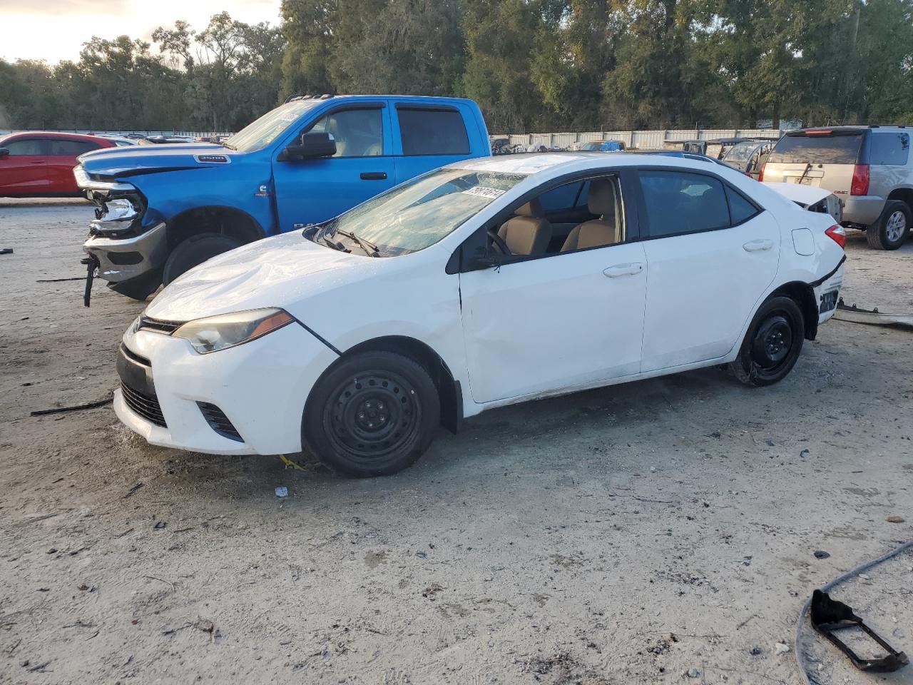 2016 Toyota Corolla VIN 5YFBURHE4GP545488