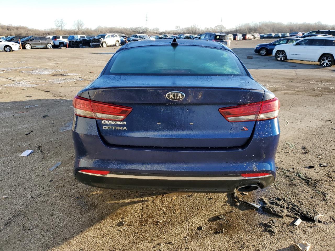 2018 KIA Optima VIN 5XXGT4L3XJG219552 Copart auction photo, front end / side damage thumbnail 6