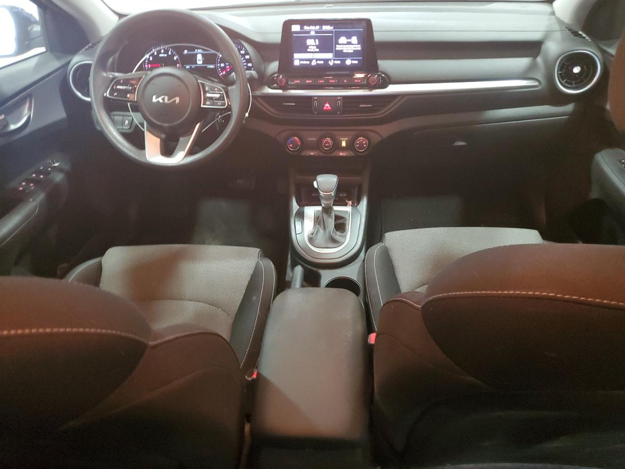 2022 KIA Forte VIN 3KPF24AD1NE428820 Copart auction photo, rear end damage thumbnail 8