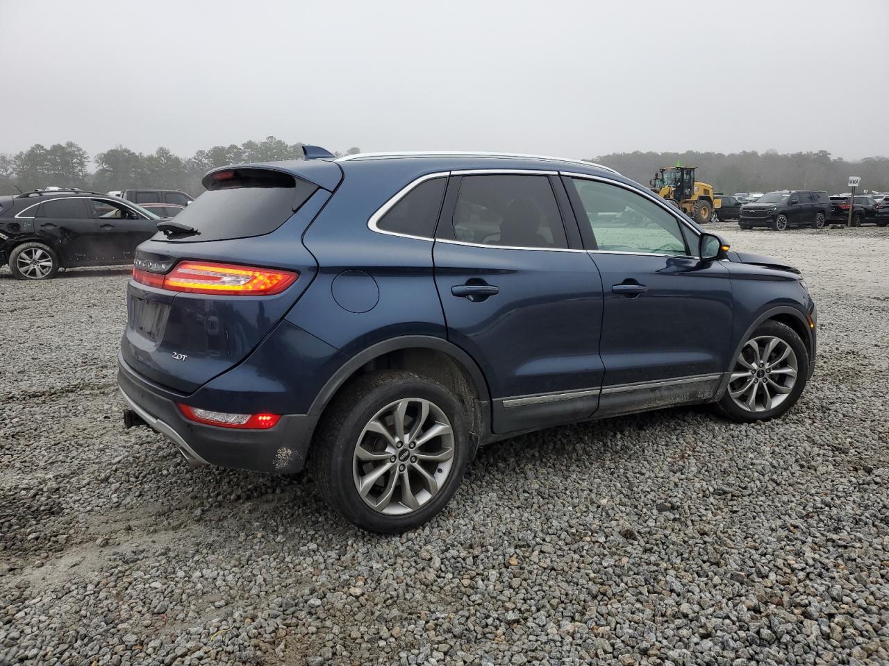 2017 Lincoln MKC VIN 5LMCJ2C99HUL50899 Copart auction photo, front end / minor dent/scratches damage thumbnail 3