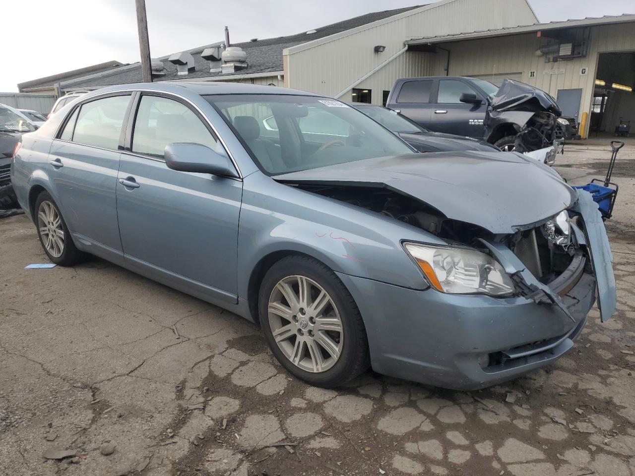 2006 Toyota Avalon VIN 4T1BK36B36U145625 Copart auction photo, front end damage thumbnail 4