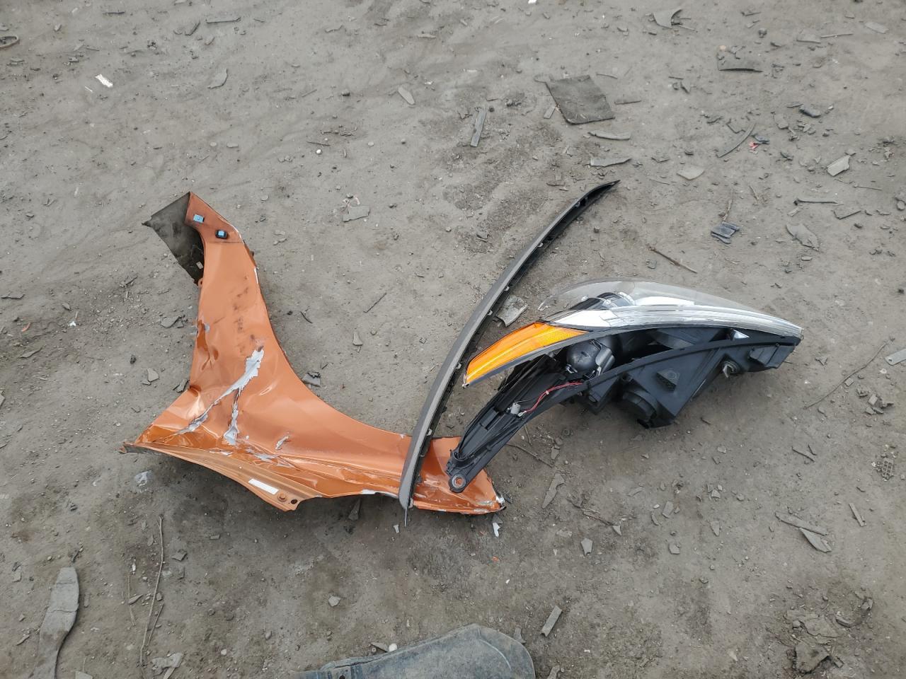 2016 Hyundai Veloster VIN KMHTC6AE6GU304241 Copart auction photo, front end / side damage thumbnail 12