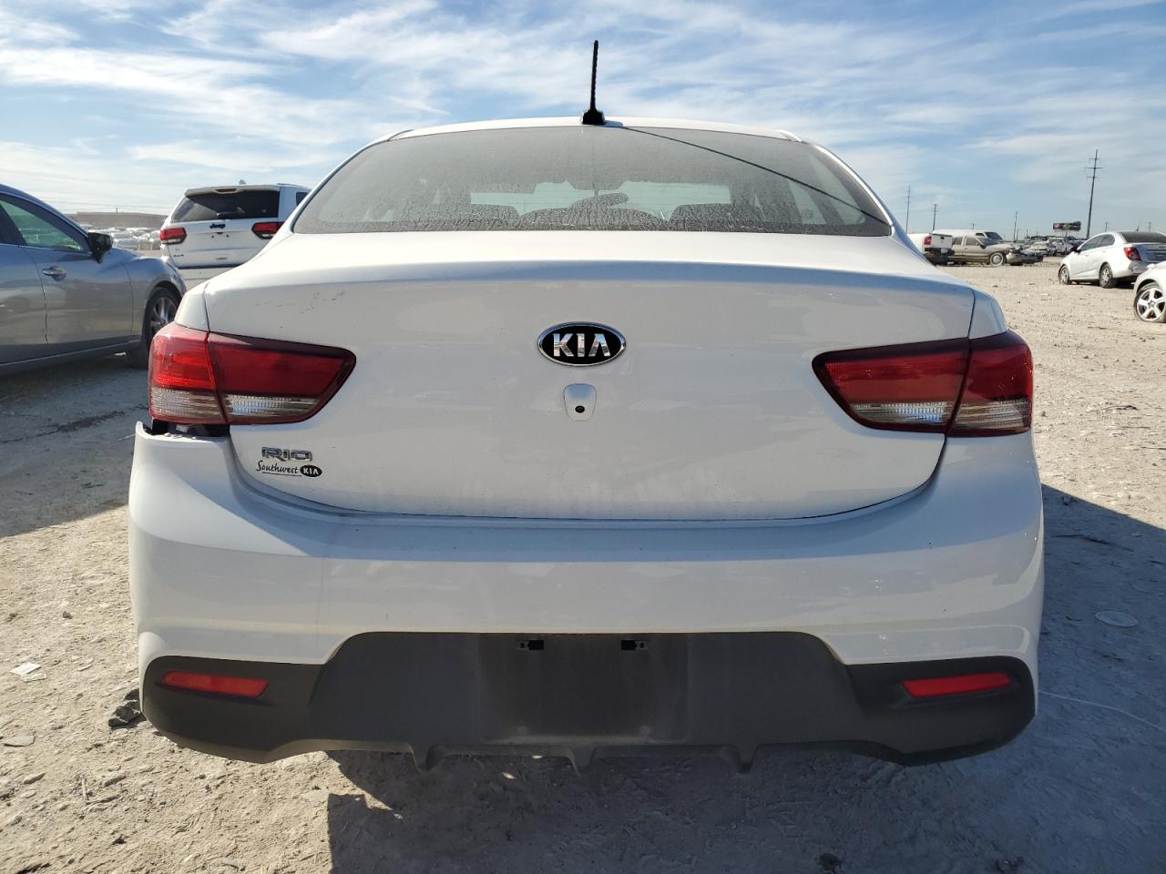 2019 KIA Rio VIN 3KPA24AB0KE246157 Copart auction photo, side / minor dent/scratches damage thumbnail 6