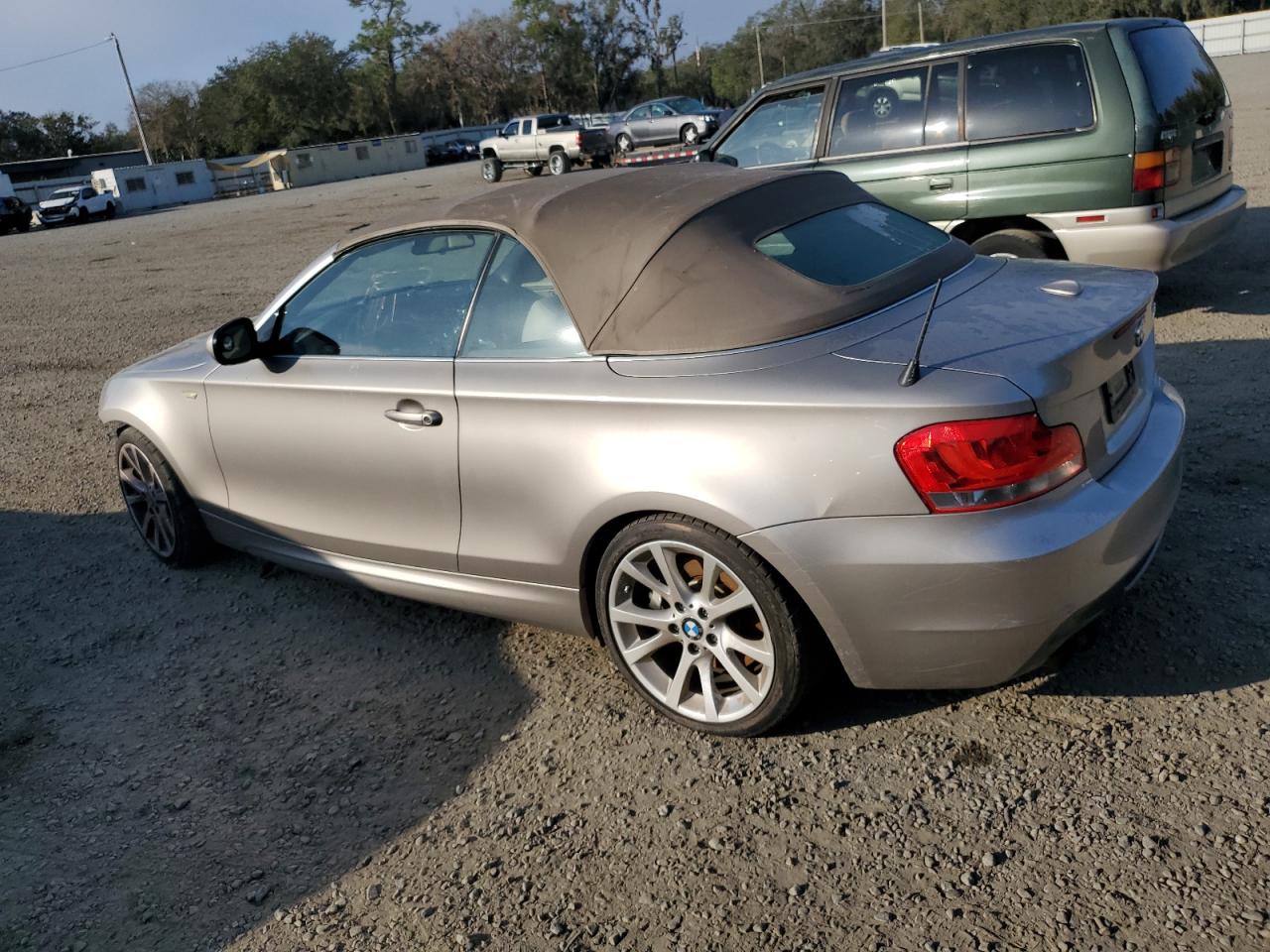 2012 BMW 1er VIN WBAUN7C55CVM26175 Copart auction photo, front end damage thumbnail 2