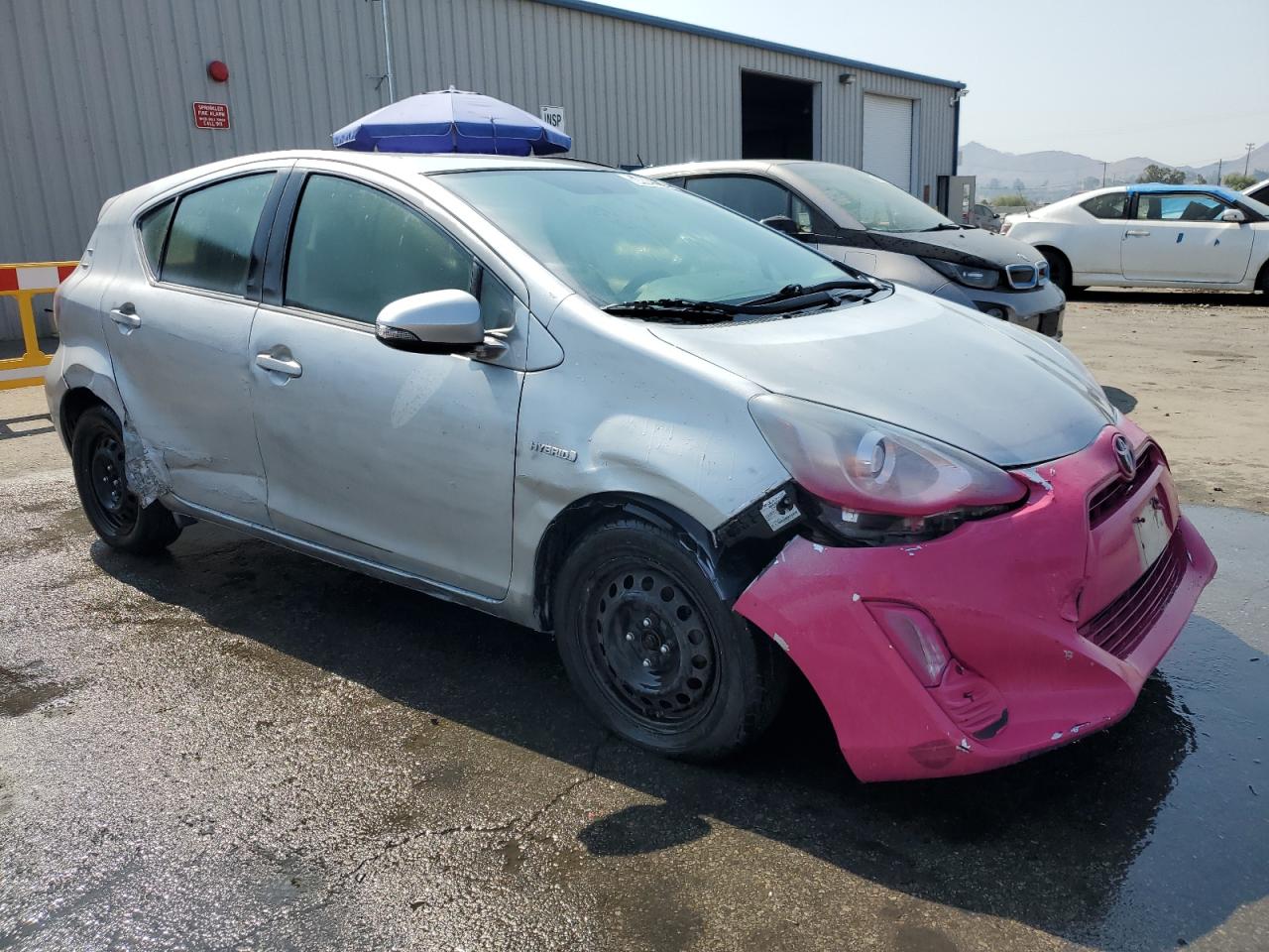 2016 Toyota Prius VIN JTDKDTB39G1115710 Copart auction photo, front end damage thumbnail 4