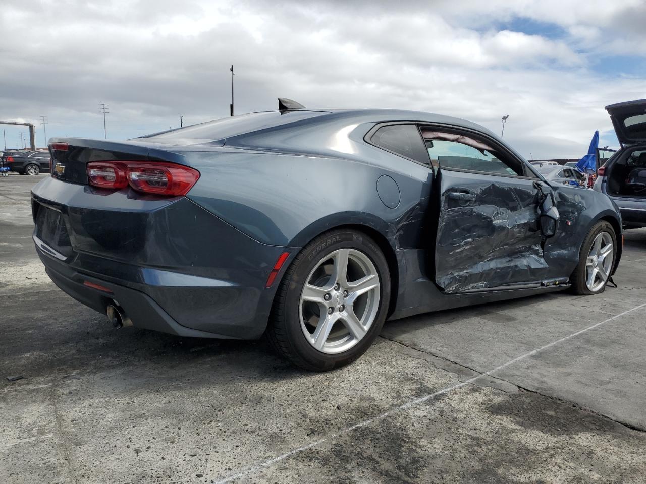 2019 Chevrolet Camaro VIN 1G1FB1RX5K0136601 Copart auction photo, side / front end damage thumbnail 3