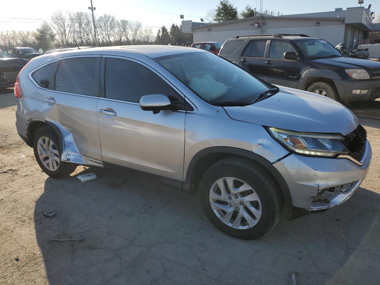 2016 Honda CR-V VIN 2HKRM4H58GH611300 Copart auction photo, front end / side damage thumbnail 4