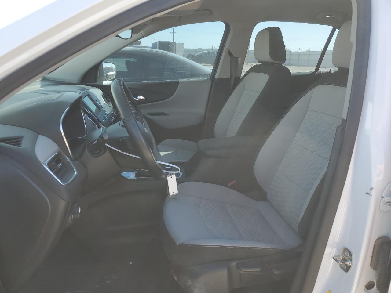 2019 Chevrolet Equinox VIN 3GNAXHEV8KS560998 Copart auction photo, hail / mechanical damage thumbnail 7