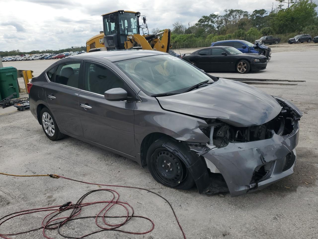 2019 Nissan Sentra VIN 3N1AB7AP0KY387468 Copart auction photo, front end / minor dent/scratches damage thumbnail 4