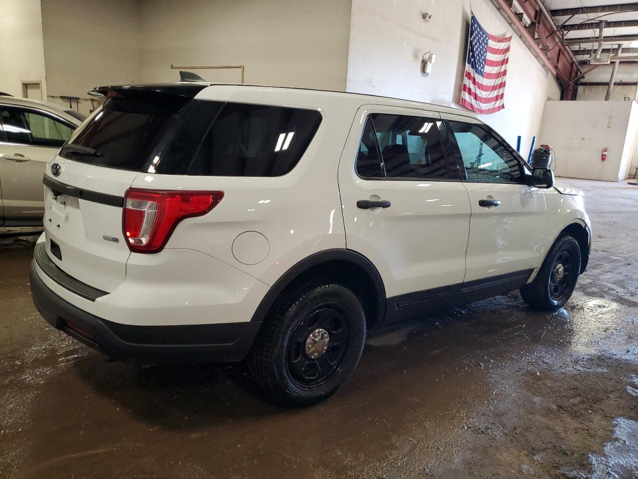 2018 Ford Explorer VIN 1FM5K8AR2JGC74087 Copart auction photo, front end / minor dent/scratches damage thumbnail 3