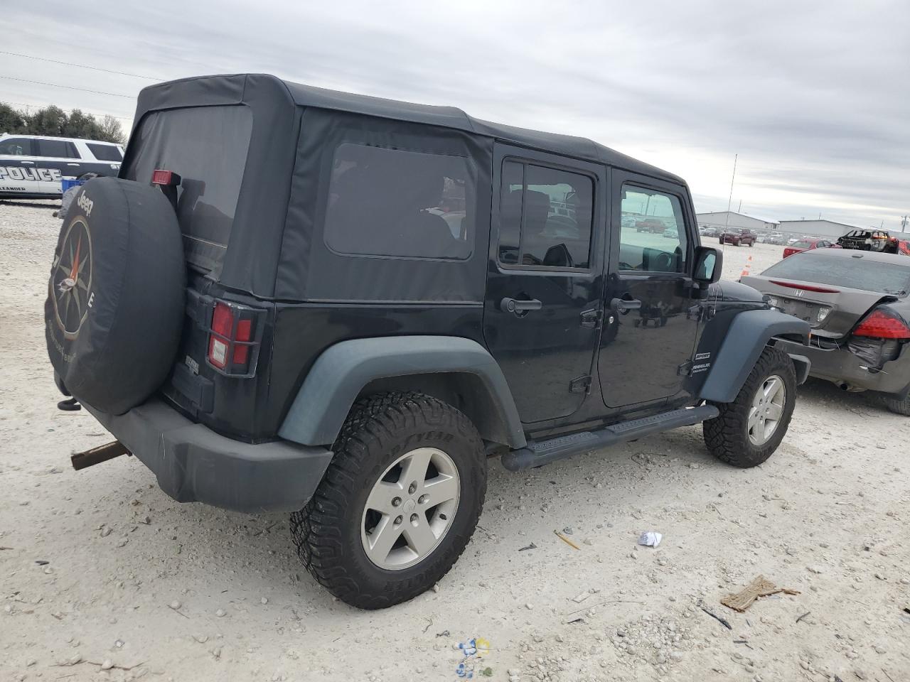 2013 Jeep Wrangler VIN 1C4BJWDG8DL541916 Copart auction photo, rear end damage thumbnail 3
