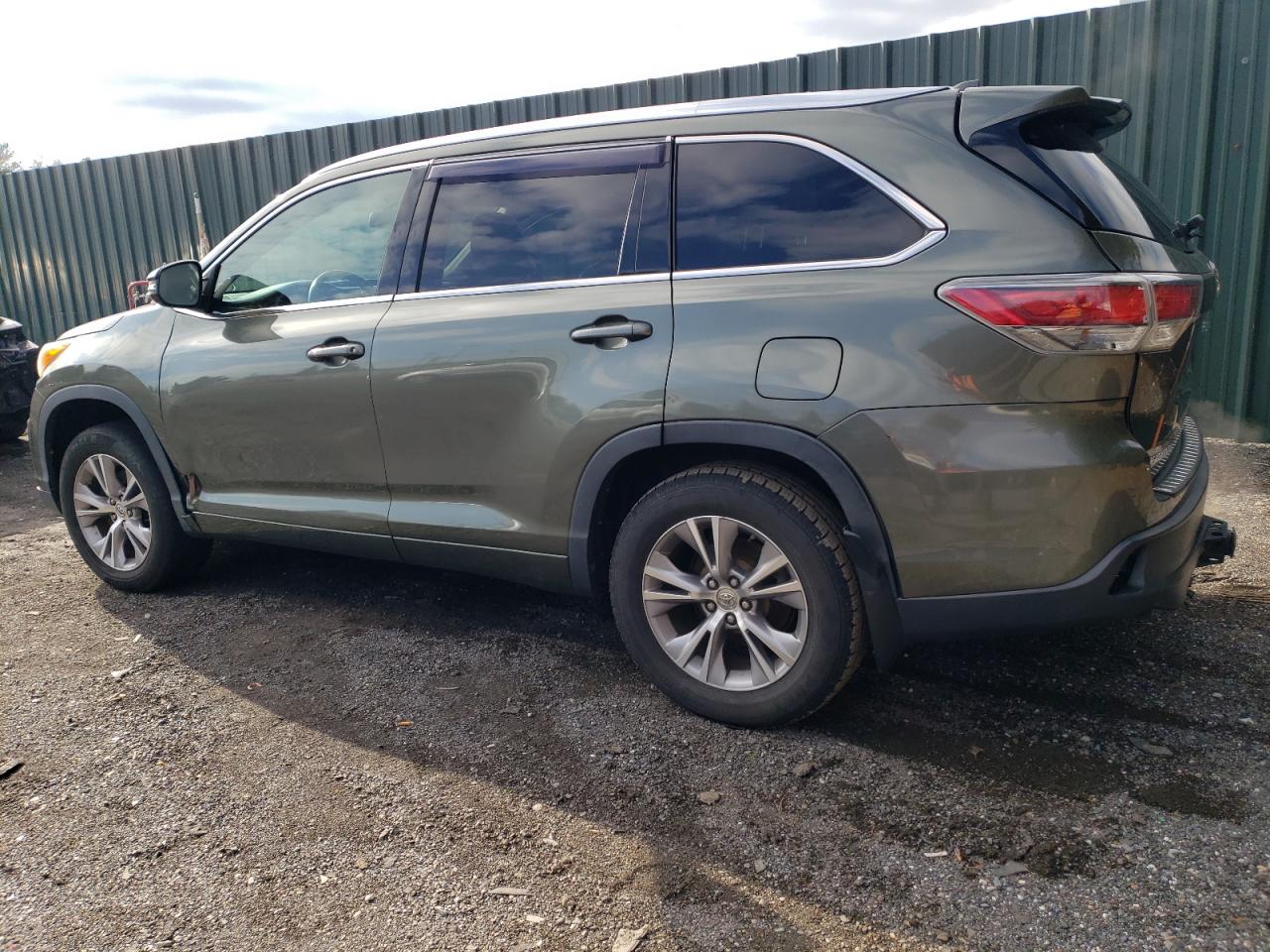 2014 Toyota Highlander VIN 5TDJKRFH4ES053496 Copart auction photo, side / minor dent/scratches damage thumbnail 2