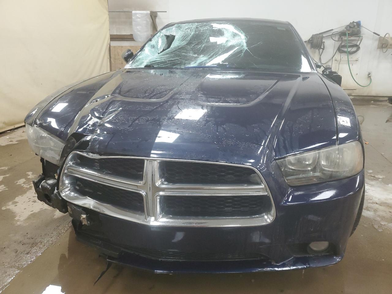 2012 Dodge Charger VIN 2C3CDXHG1CH279037 Copart auction photo, front end / side damage thumbnail 5