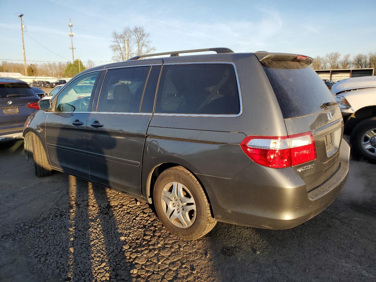 2007 Honda Odyssey VIN 5FNRL38797B051350 Copart auction photo, front end damage thumbnail 2