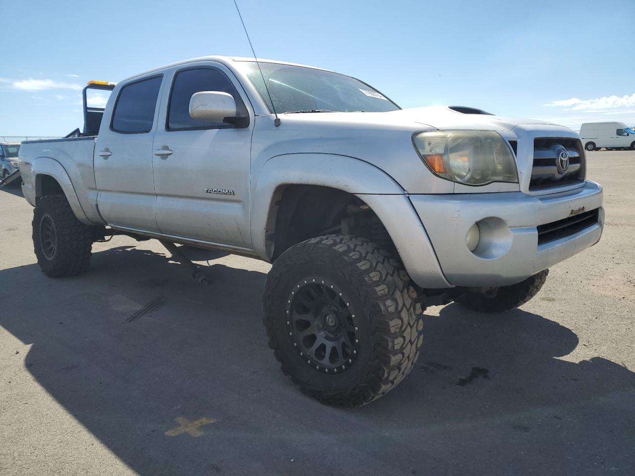 2009 Toyota Tacoma VIN 5TEMU52N09Z626320 Copart auction photo, all over / undercarriage damage thumbnail 4