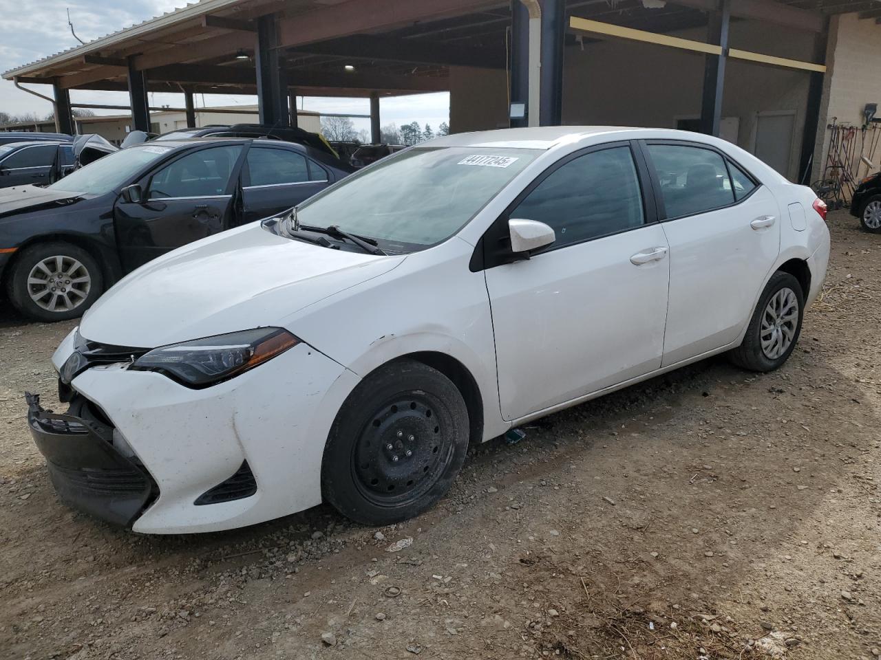 2018 Toyota Corolla VIN 5YFBURHE6JP754884