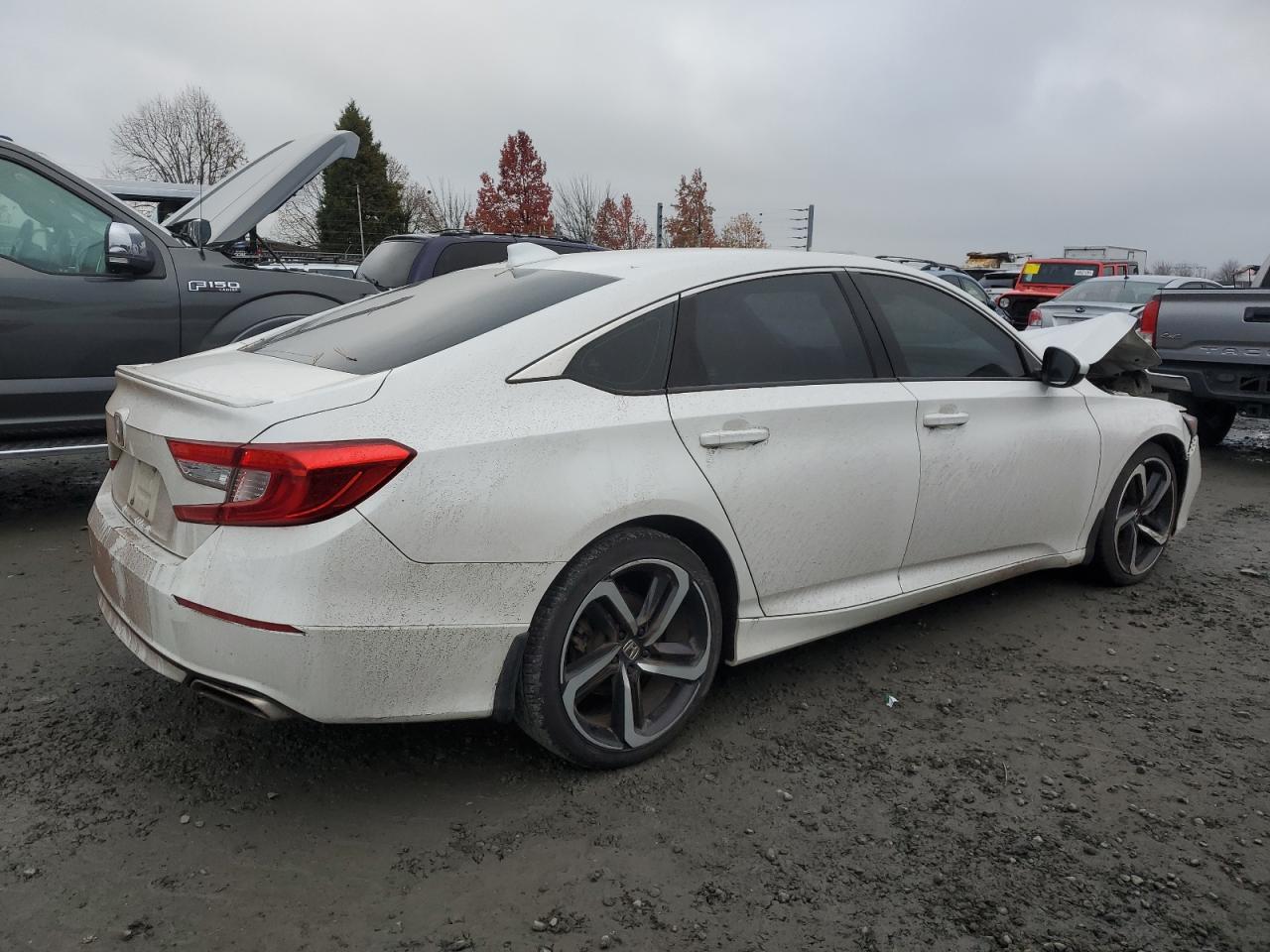 2019 Honda Accord VIN 1HGCV1F33KA142668 Copart auction photo, front end damage thumbnail 3